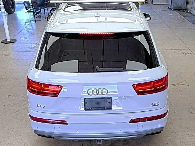 Audi Q7 distronik* matrix* digital* обдух* пано* 7места* к, снимка 4 - Автомобили и джипове - 47236853