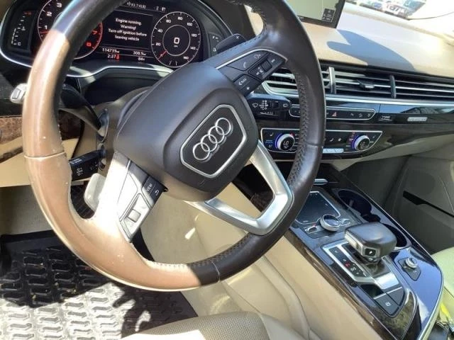 Audi Q7 distronik* matrix* digital* обдух* пано* 7места* к, снимка 5 - Автомобили и джипове - 47236853