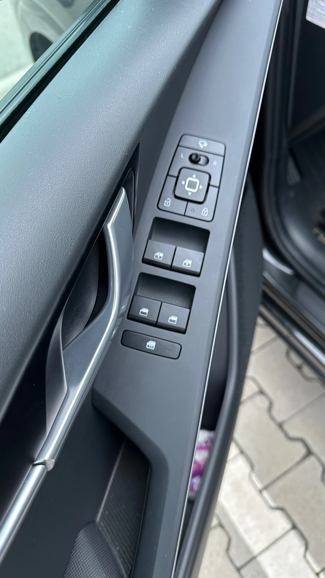 Kia Niro Hybrid 1.6I/6AT Executive - изображение 9