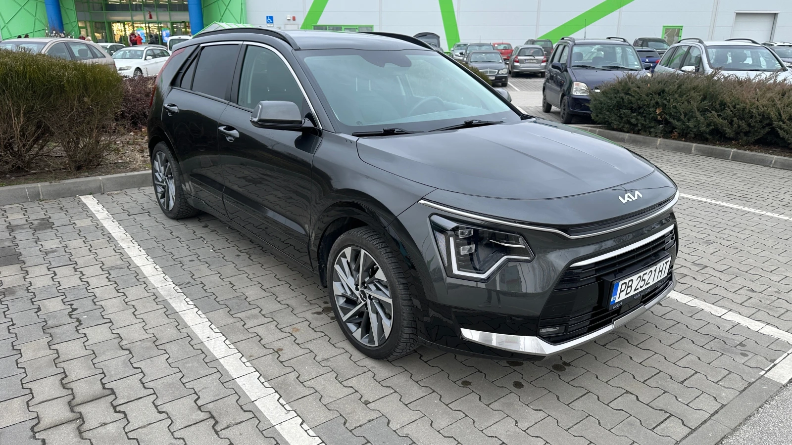 Kia Niro KIA NIRO 1.6i / 6AT HEV Executive   ,  | Mobile.bg   1
