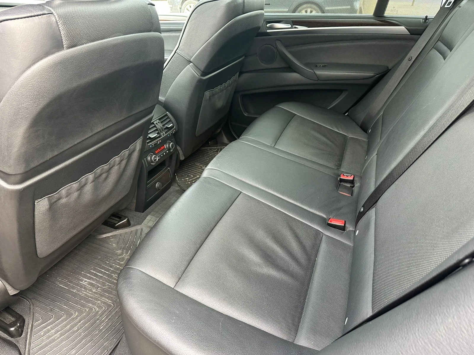 BMW X5 4, 8I Mpaket EURO5 - изображение 9