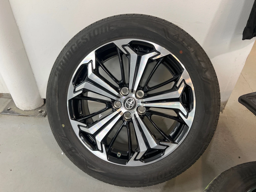 Toyota Rav4 2.5 Premium, снимка 11 - Автомобили и джипове - 53769493