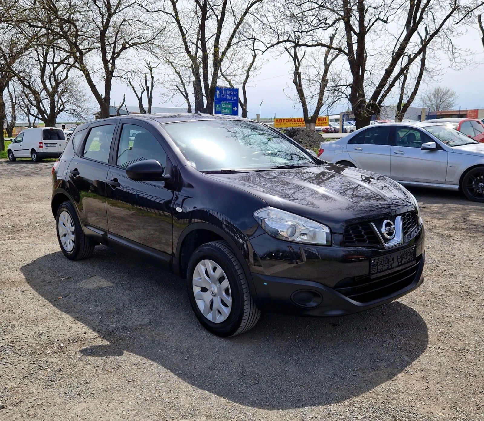 Nissan Qashqai 1.5DCI, снимка 7 - Автомобили и джипове - 54218555