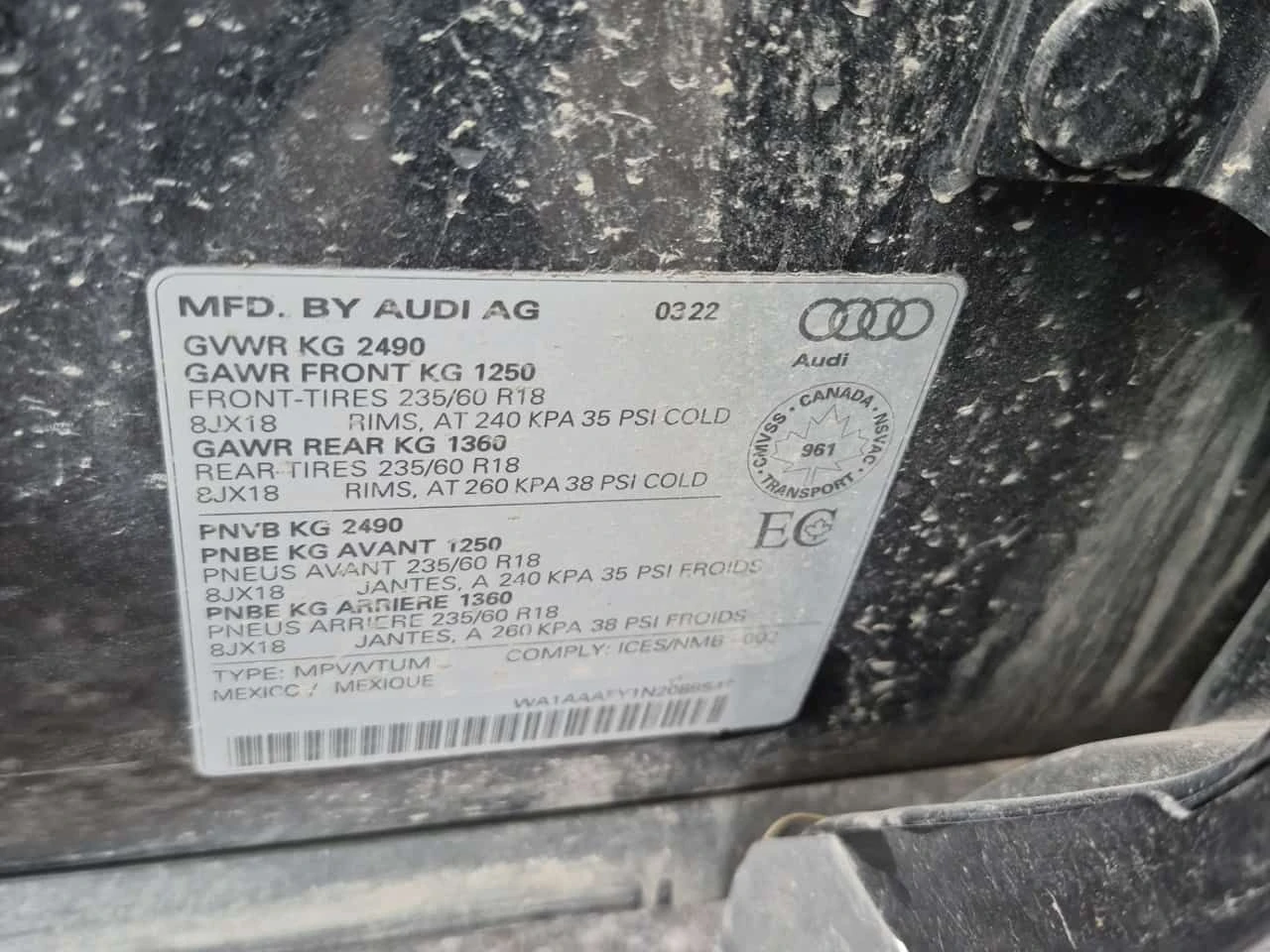 Audi Q5 * KOMFORT * CARFAX * 2 КЛЮЧА * 2 БРОЯ ГУМИ * , снимка 14 - Автомобили и джипове - 54462241