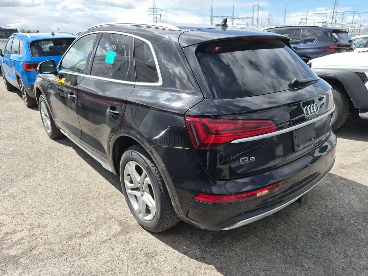 Audi Q5 * KOMFORT * CARFAX * 2 КЛЮЧА * 2 БРОЯ ГУМИ * , снимка 4 - Автомобили и джипове - 54462241