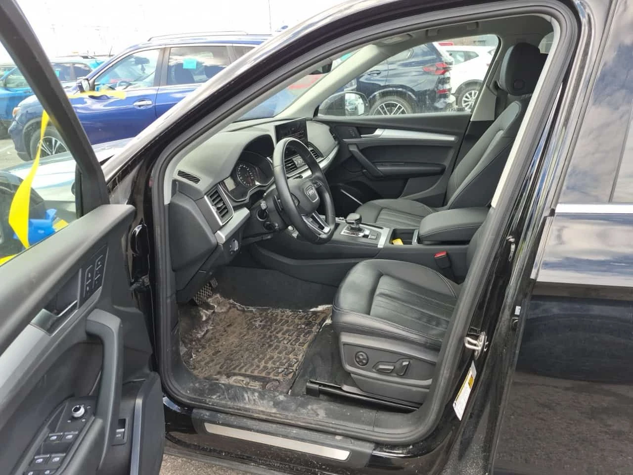 Audi Q5 * KOMFORT * CARFAX * 2 КЛЮЧА * 2 БРОЯ ГУМИ * , снимка 8 - Автомобили и джипове - 54462241