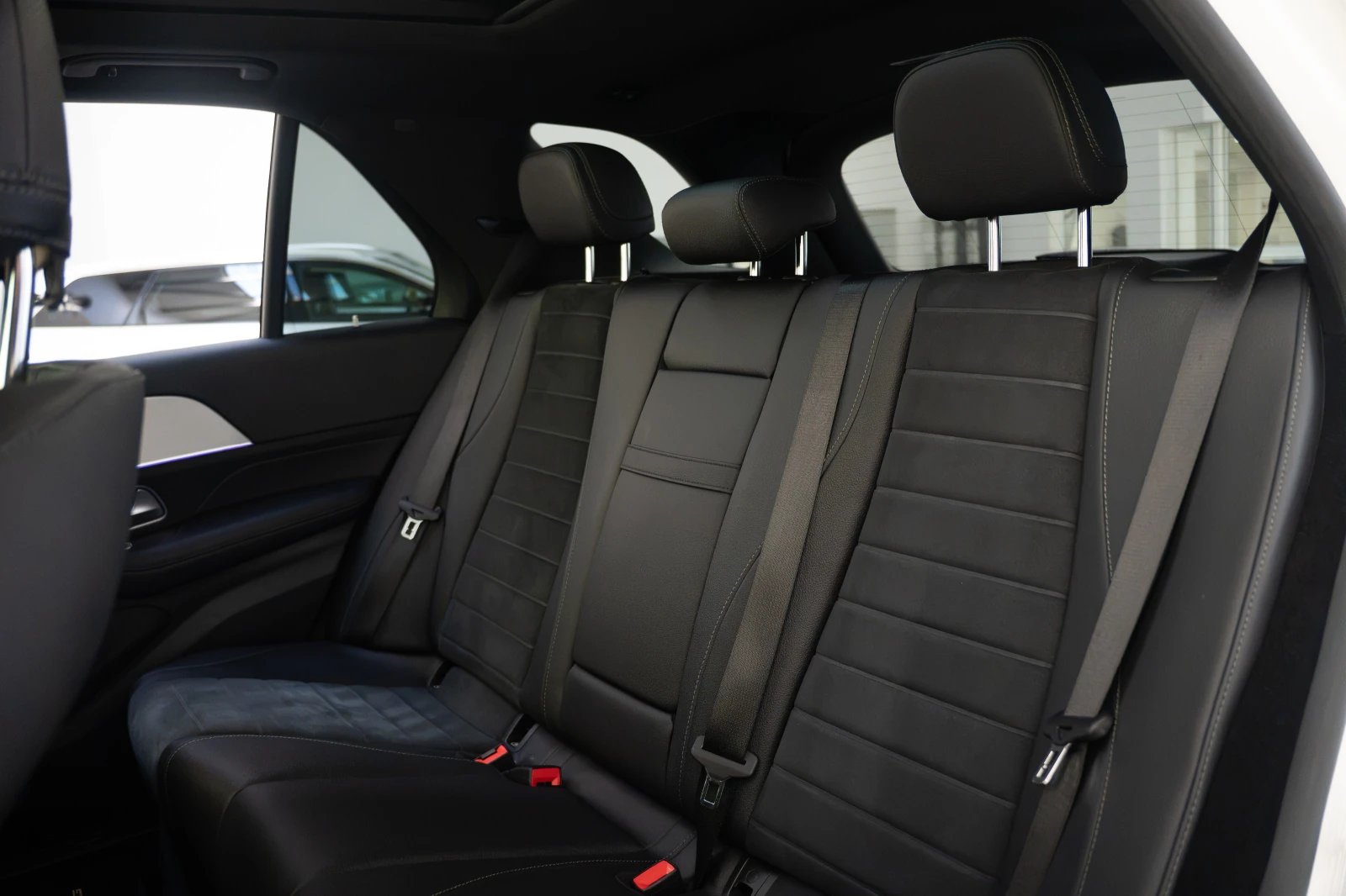 Mercedes-Benz GLE 400 400 d 4MATIC, снимка 12 - Автомобили и джипове - 56268034