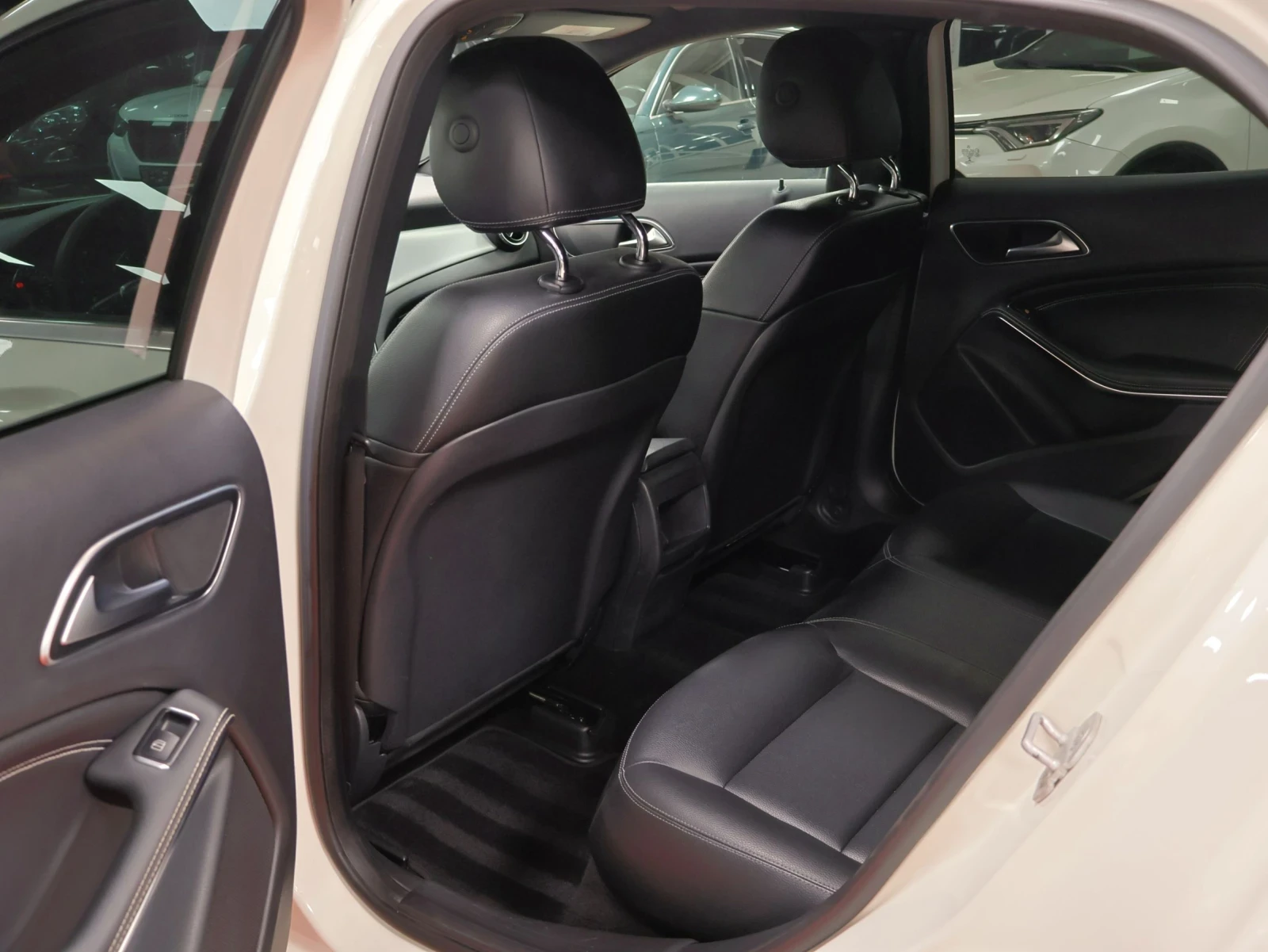 Mercedes-Benz GLA 200 d | 4 Matic | Swiss | TOP | Mobile.bg � ����������� 13