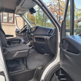 Iveco 35c18, снимка 9