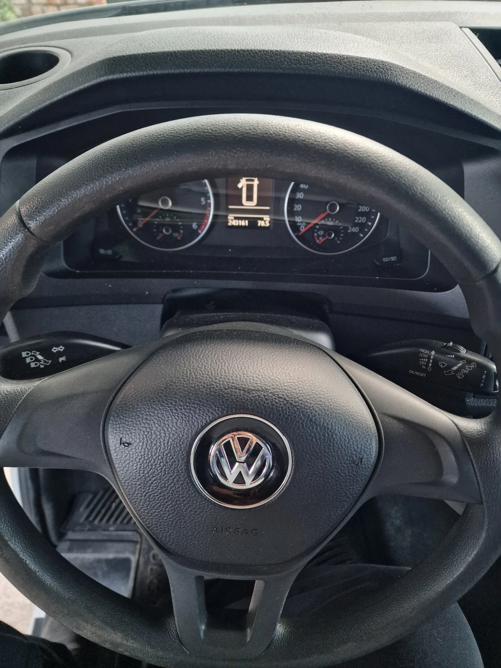 VW T6  - изображение 5