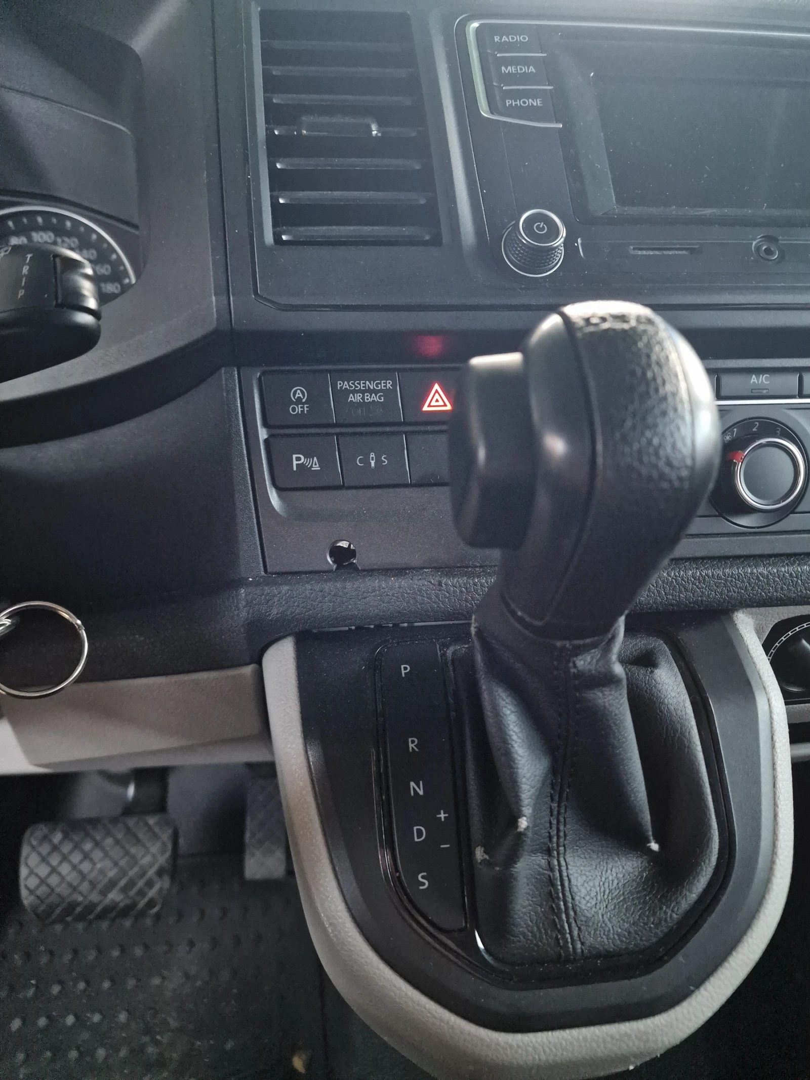 VW T6  - изображение 6