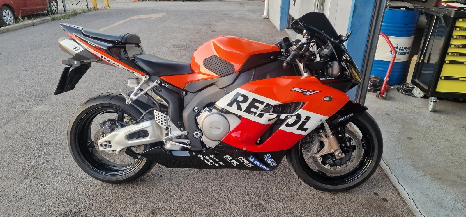 Honda Cbr 1000 RR  | Mobile.bg   15
