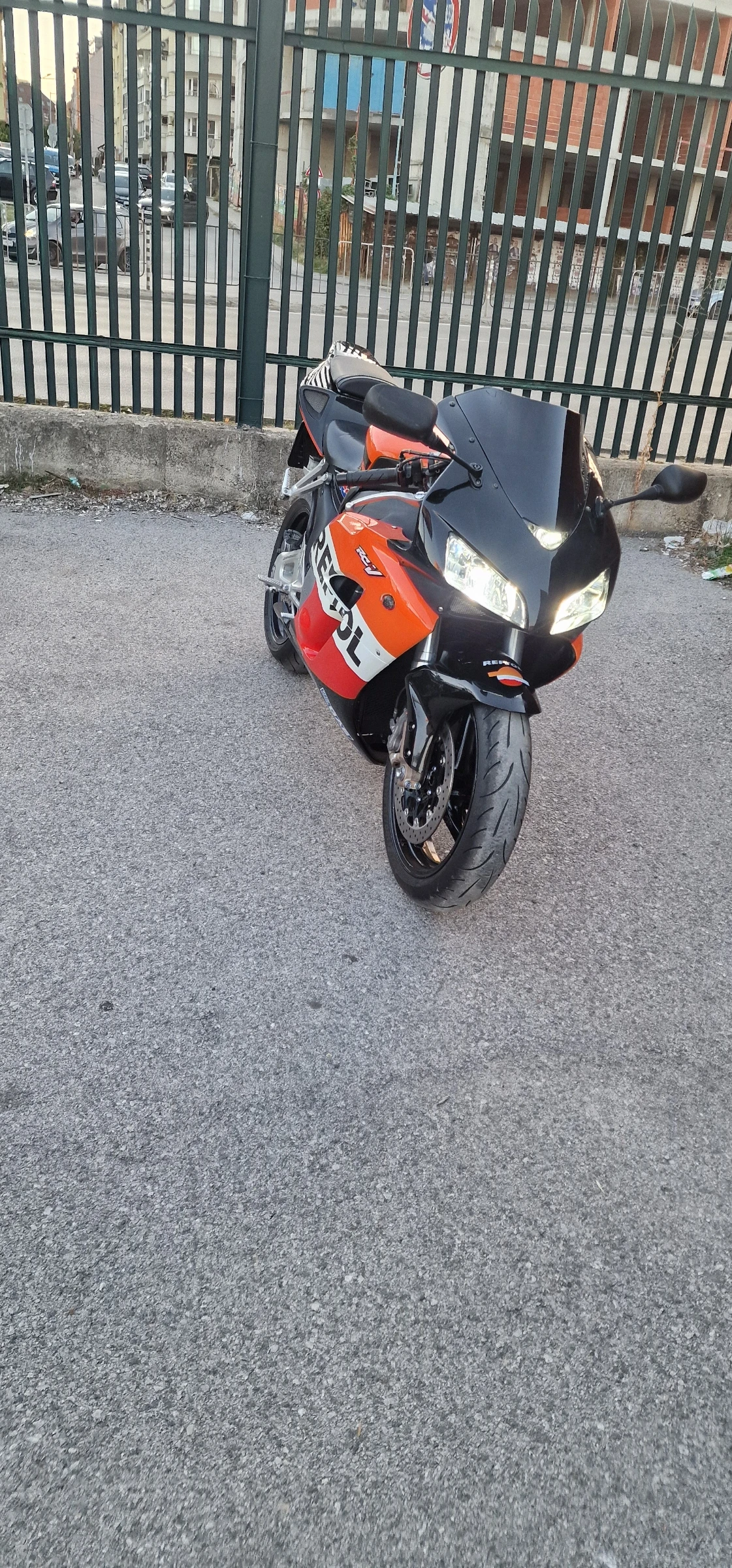 Honda Cbr 1000 RR  - изображение 9