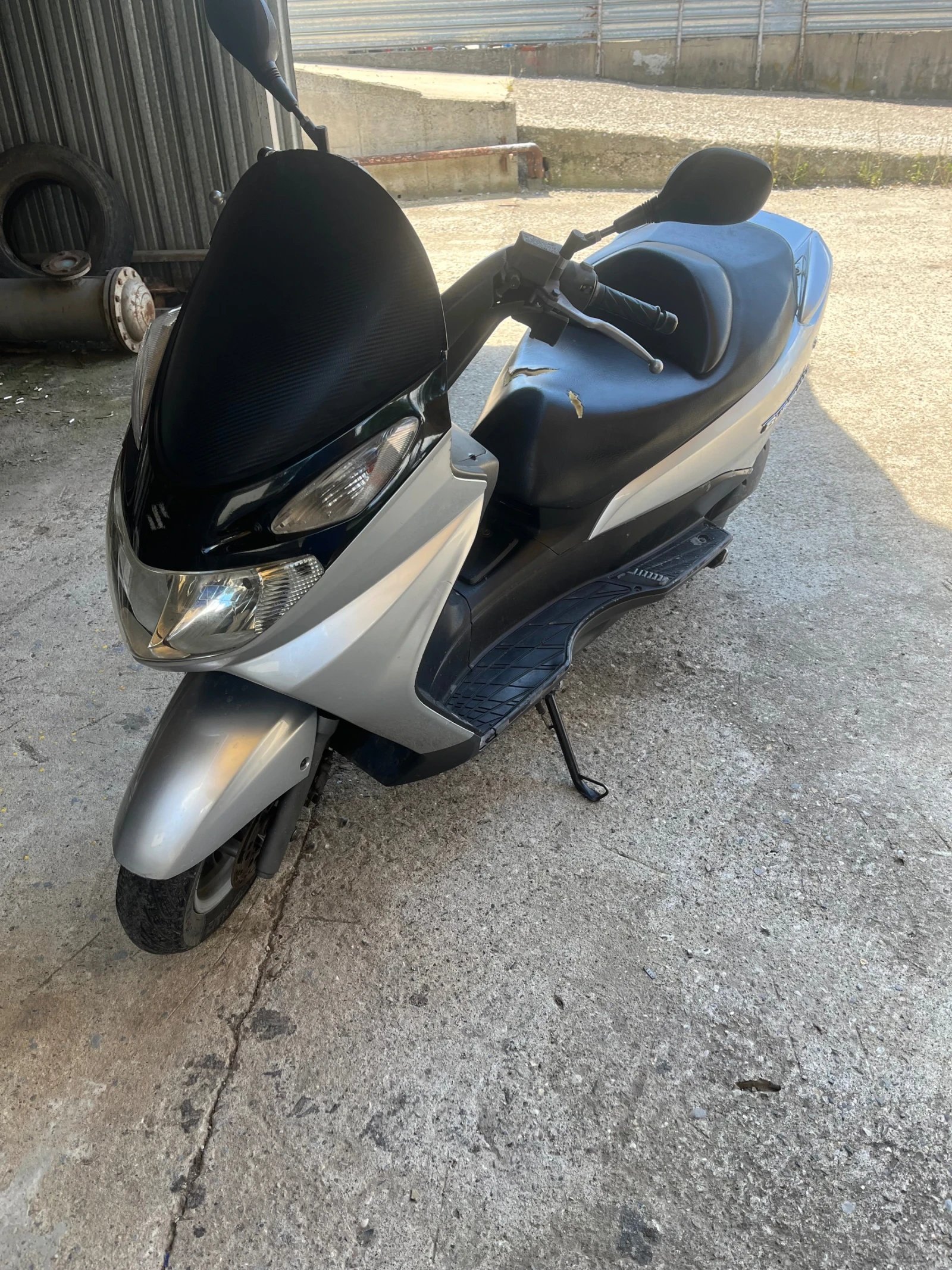Suzuki Burgman 150, снимка 5 - Мотоциклети и мототехника - 55428092