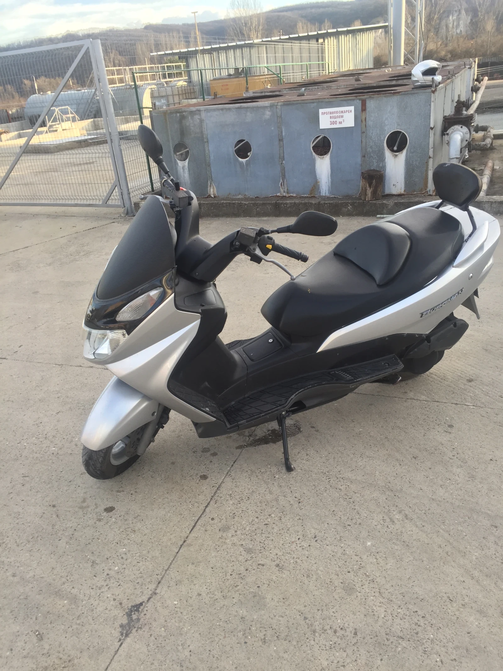 Suzuki Burgman 150, снимка 3 - Мотоциклети и мототехника - 55428092