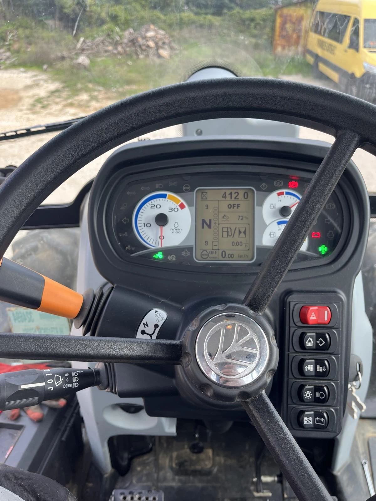 Трактор New Holland T5 - изображение 6