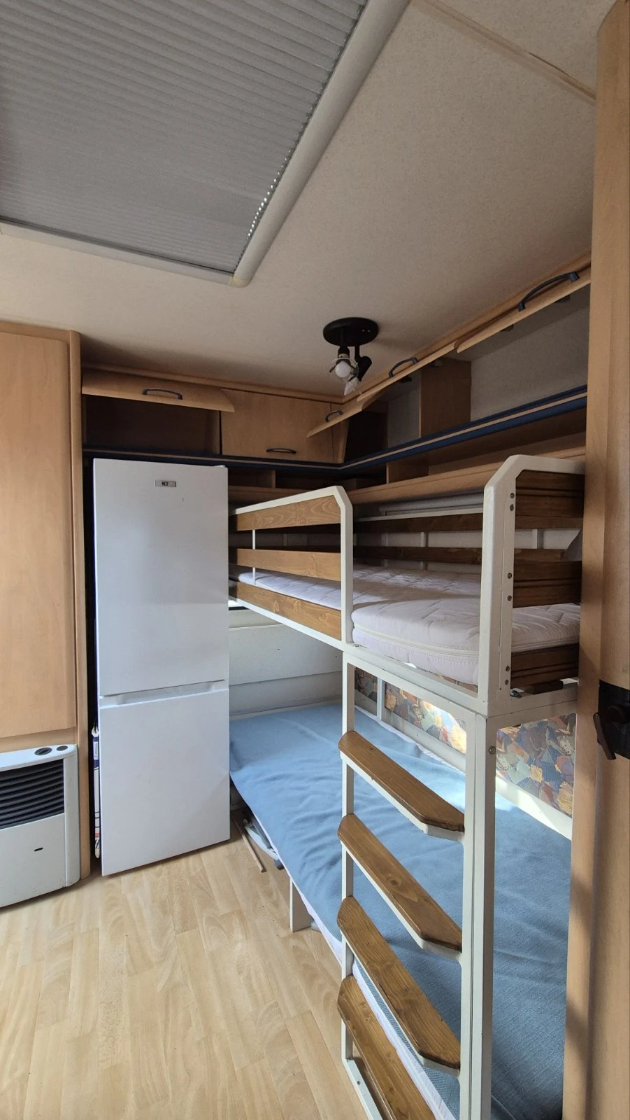 Кемпер Hobby Deluxe 440 - изображение 7