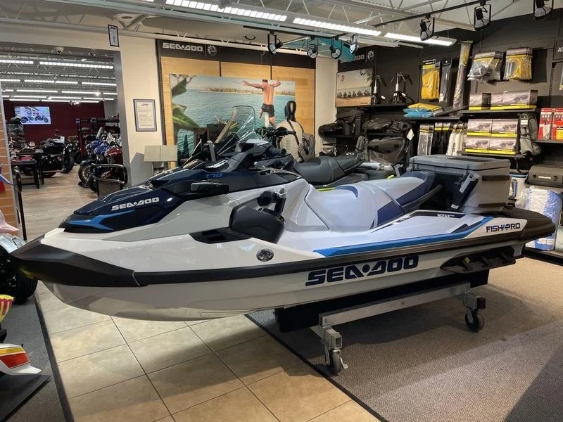 Джет Bombardier Sea Doo Sea doo fish pro