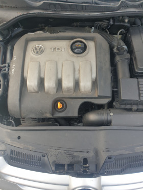 VW Golf 1.9 tdi 105 k 6 скорости, снимка 13 - Автомобили и джипове - 45279152