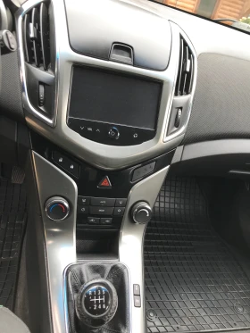 Chevrolet Cruze 1, 7tdi.130k. - 6900 лв. / 3527.91 € - 34751434 17