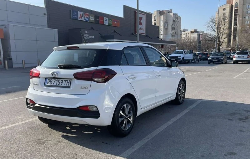 Hyundai I20, снимка 5 - Автомобили и джипове - 47522011