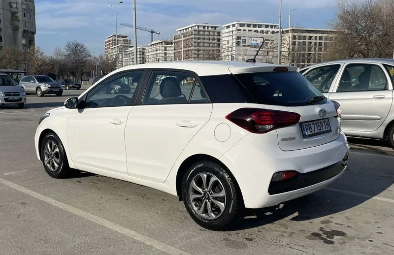 Hyundai I20, снимка 6 - Автомобили и джипове - 47085412