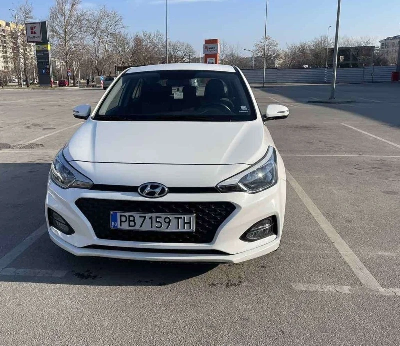 Hyundai I20, снимка 1 - Автомобили и джипове - 47522011