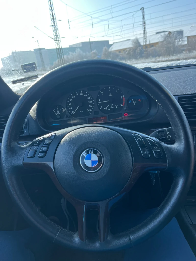 BMW 330, снимка 5 - Автомобили и джипове - 48738403