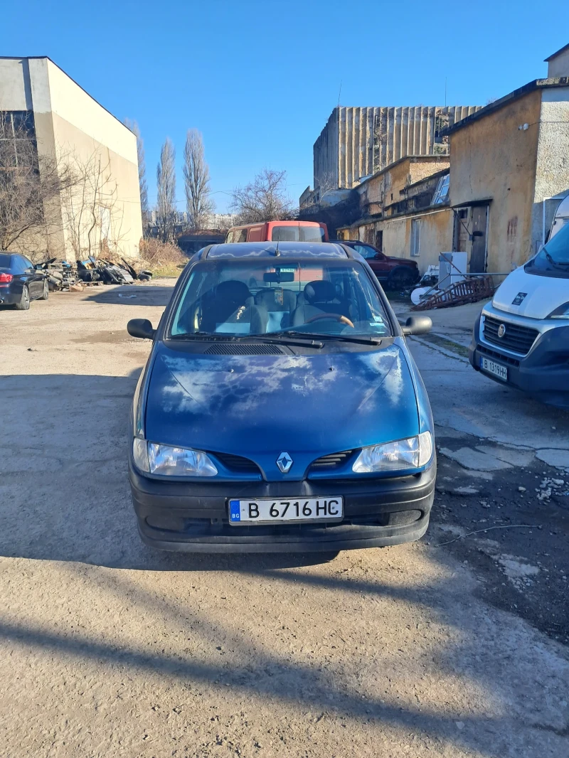 Renault Scenic, снимка 1 - Автомобили и джипове - 48744559