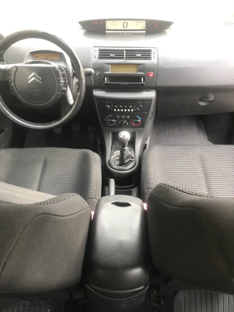 Citroen C4 2.0HDI, снимка 8 - Автомобили и джипове - 49219000