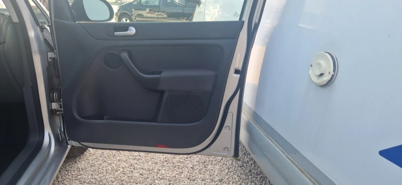 VW Golf Plus 1.9 tdi-90 кс., снимка 11 - Автомобили и джипове - 52747508