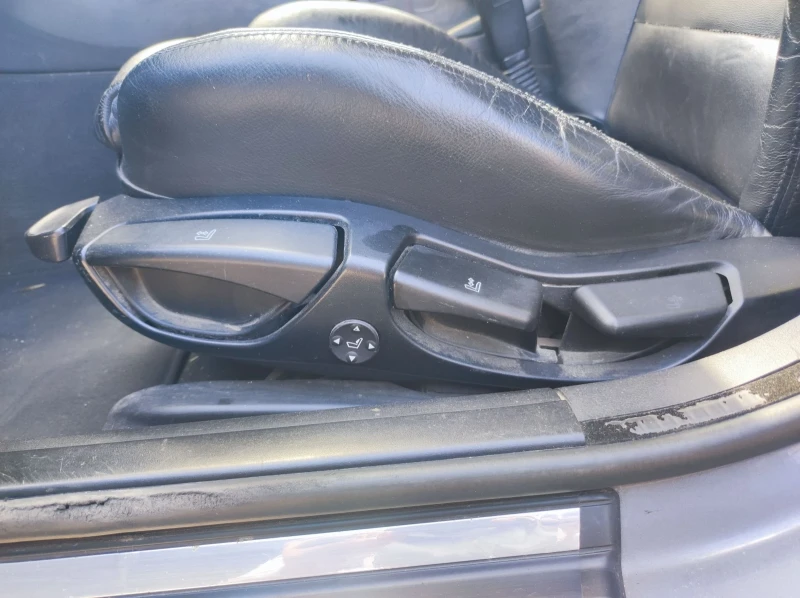 BMW 330, снимка 12 - Автомобили и джипове - 51881733