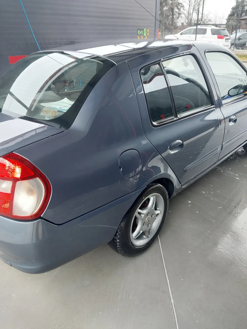 Renault Clio, снимка 7 - Автомобили и джипове - 53208887