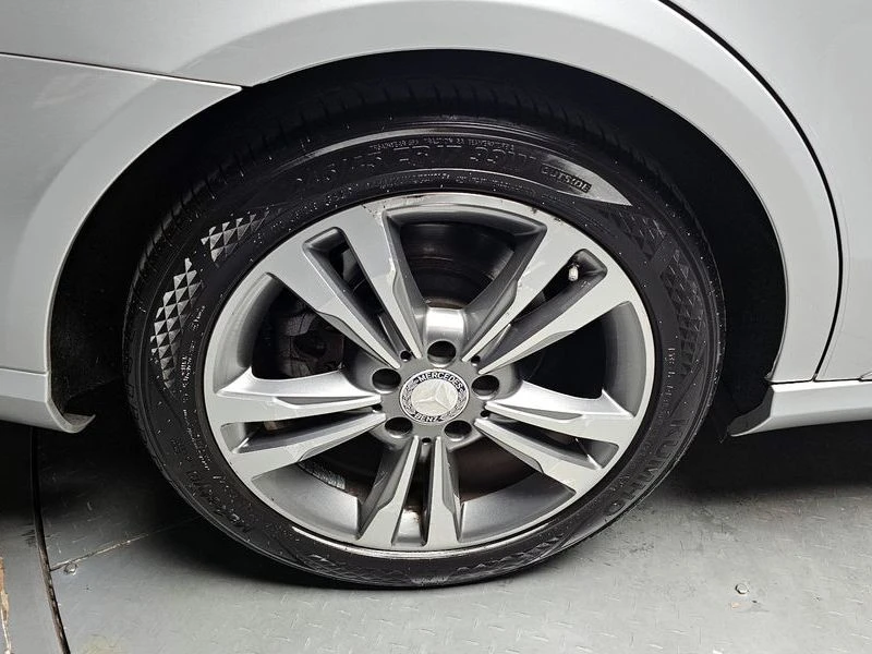Mercedes-Benz E 220 E220 CDI Avantgarde| 170к.с.| ВКЛ.ТЕХНОТЕСТ, снимка 5 - Автомобили и джипове - 55217959