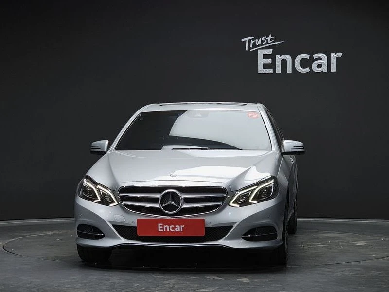 Mercedes-Benz E 220 E220 CDI Avantgarde| 170к.с.| ВКЛ.ТЕХНОТЕСТ, снимка 3 - Автомобили и джипове - 55217959