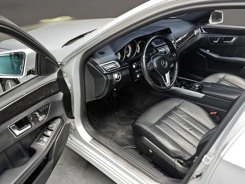 Mercedes-Benz E 220 E220 CDI Avantgarde| 170к.с.| ВКЛ.ТЕХНОТЕСТ, снимка 12 - Автомобили и джипове - 55217959