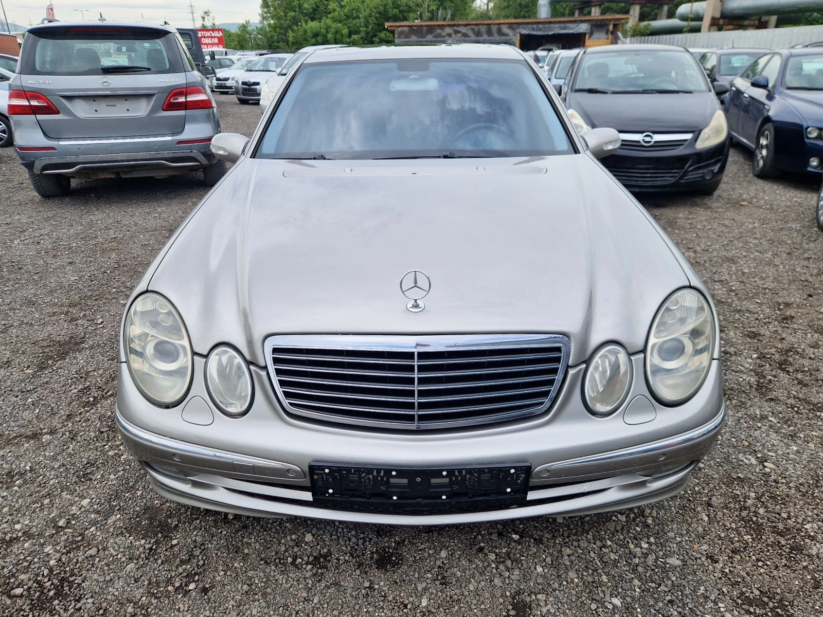 Mercedes-Benz E 320 3.2 CDI 204PS.AVANGARDE ITALIA - изображение 2