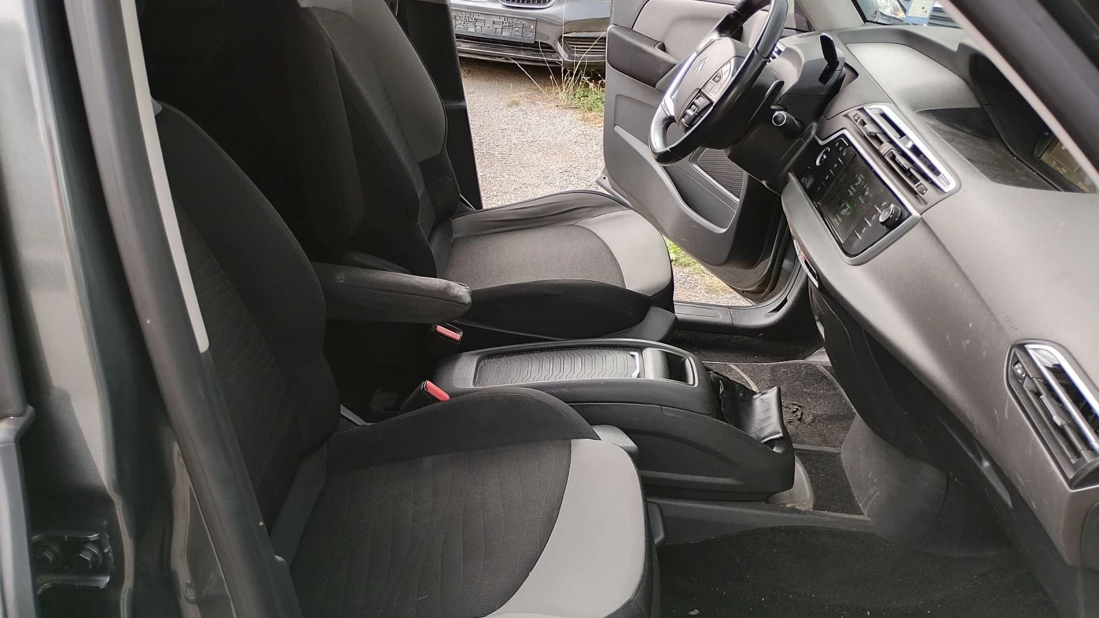 Citroen C4 Picasso 1.6 хди - изображение 5
