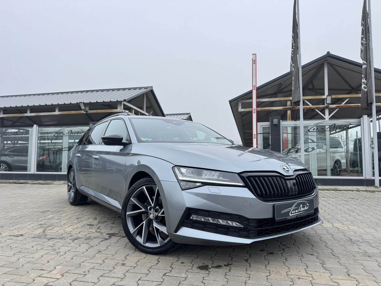 Skoda Superb 2.0TDI#SPORTLINE#DIGITAL#CRYSTAL#DISTR#CARBON - изображение 2