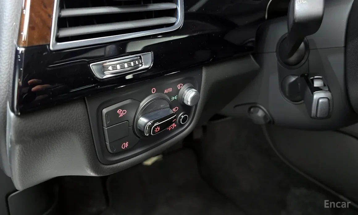 Audi A8 L / BUSINESS PKG / ТВ / ОБДУХ / МАСАЖ / ПОДГРЕВИ  , снимка 11 - Автомобили и джипове - 54008593