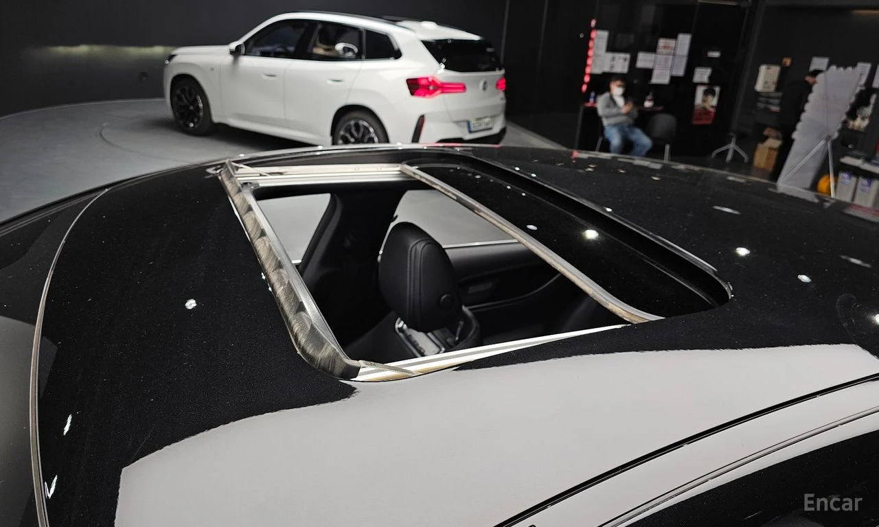 Mercedes-Benz GT 43* 4MATIC + * ОБДУХВ* 360* HEADUP* PANO* , снимка 15 - Автомобили и джипове - 54413648