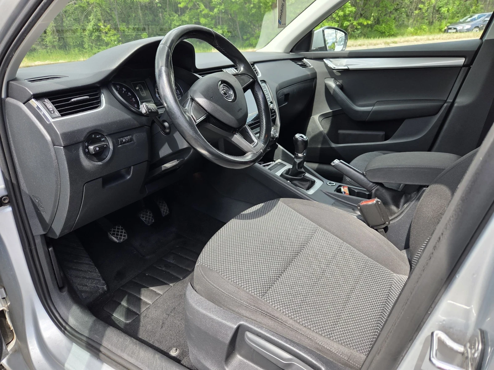 Skoda Octavia 1, 6 ��� 110 �.� 4�4 | Mobile.bg � ����������� 9