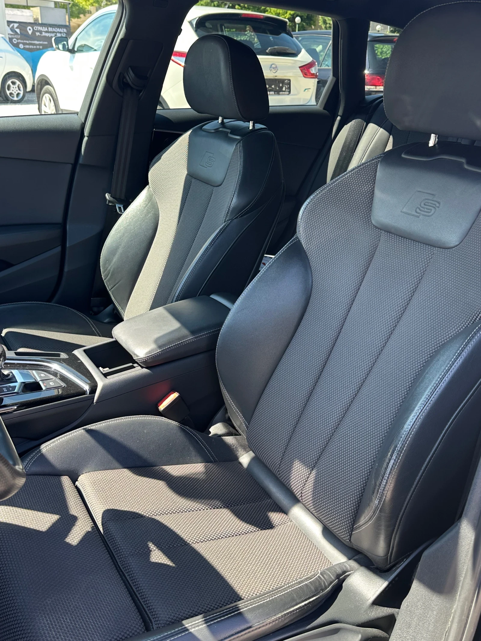 Audi A4 40TDI Quattro* Pano* Virtual * Matrix* 3xS-Line, снимка 9 - Автомобили и джипове - 54565425