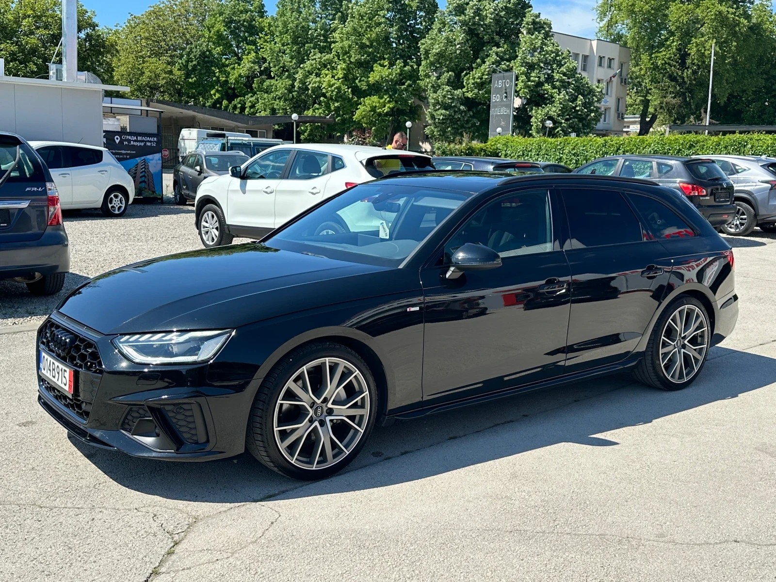 Audi A4 40TDI Quattro* Pano* Virtual * Matrix* 3xS-Line, снимка 3 - Автомобили и джипове - 54565425
