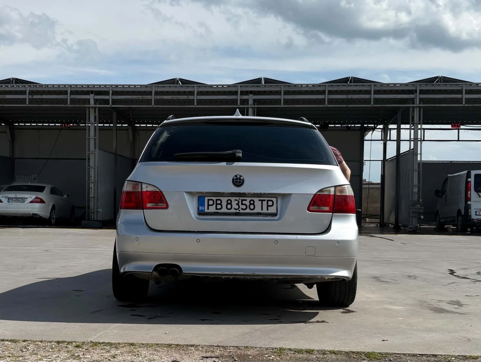 BMW 525 525i, снимка 4 - Автомобили и джипове - 54573013