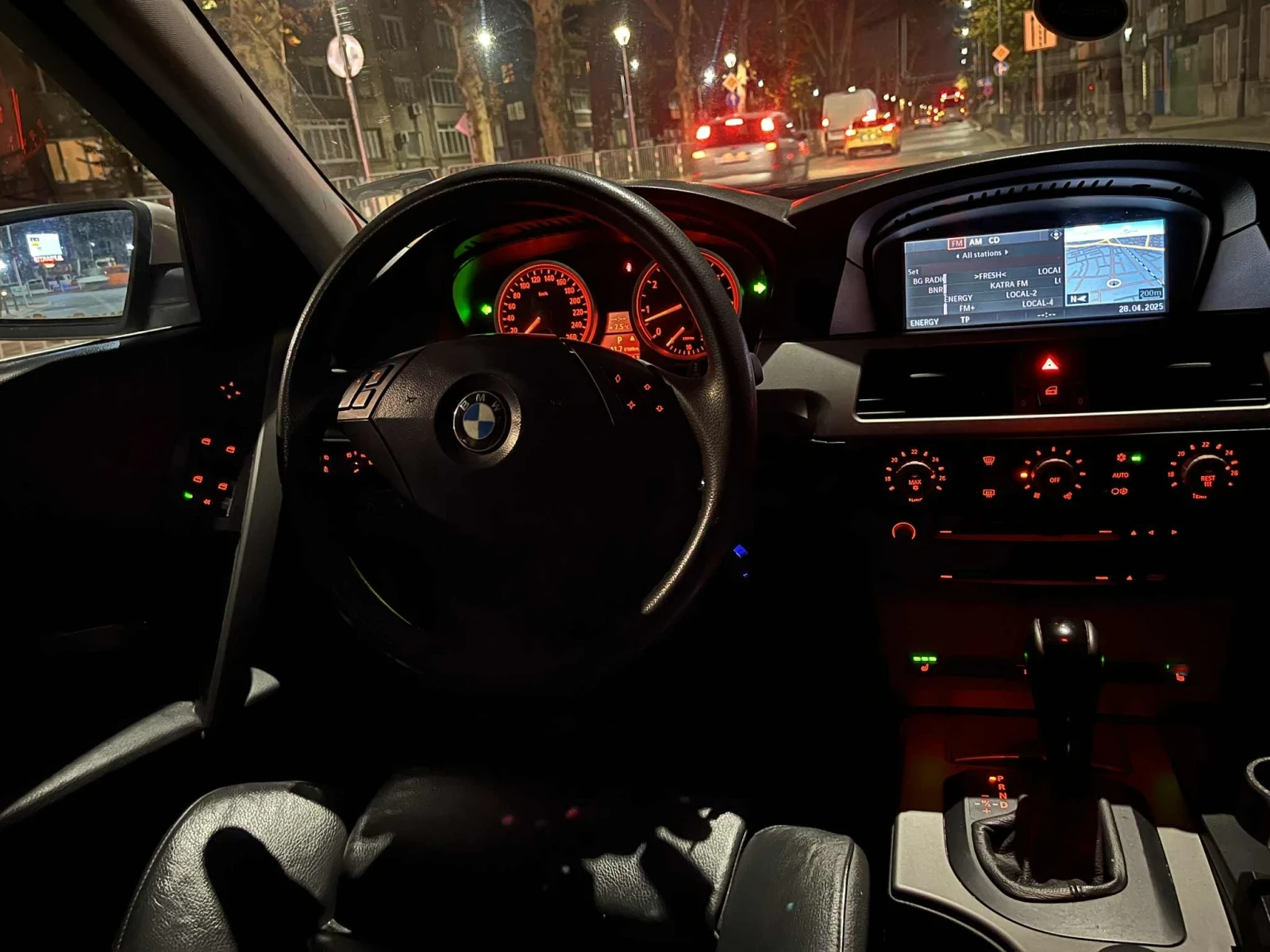 BMW 525 525i, снимка 12 - Автомобили и джипове - 54573013