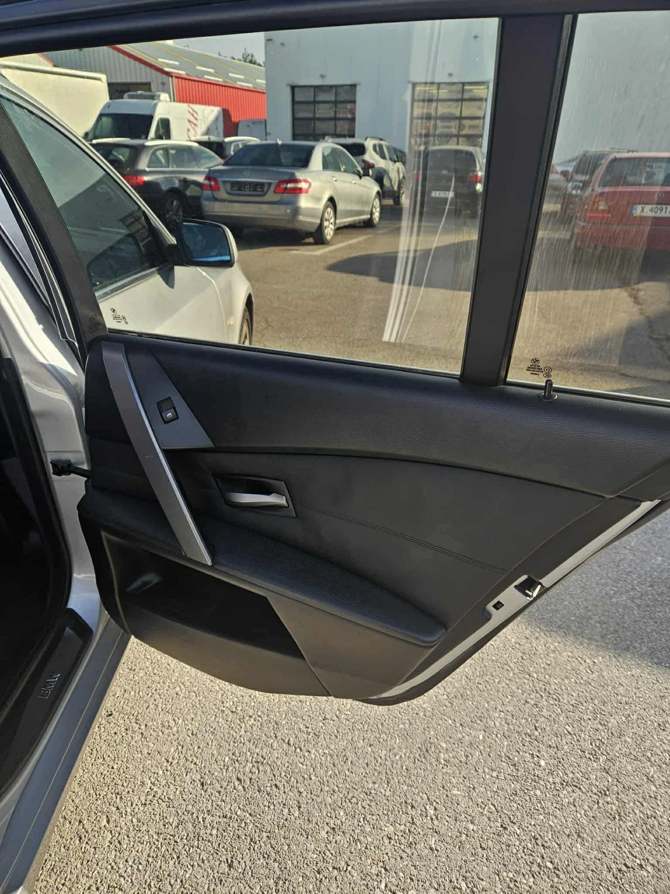 BMW 525 525i, снимка 8 - Автомобили и джипове - 54573013