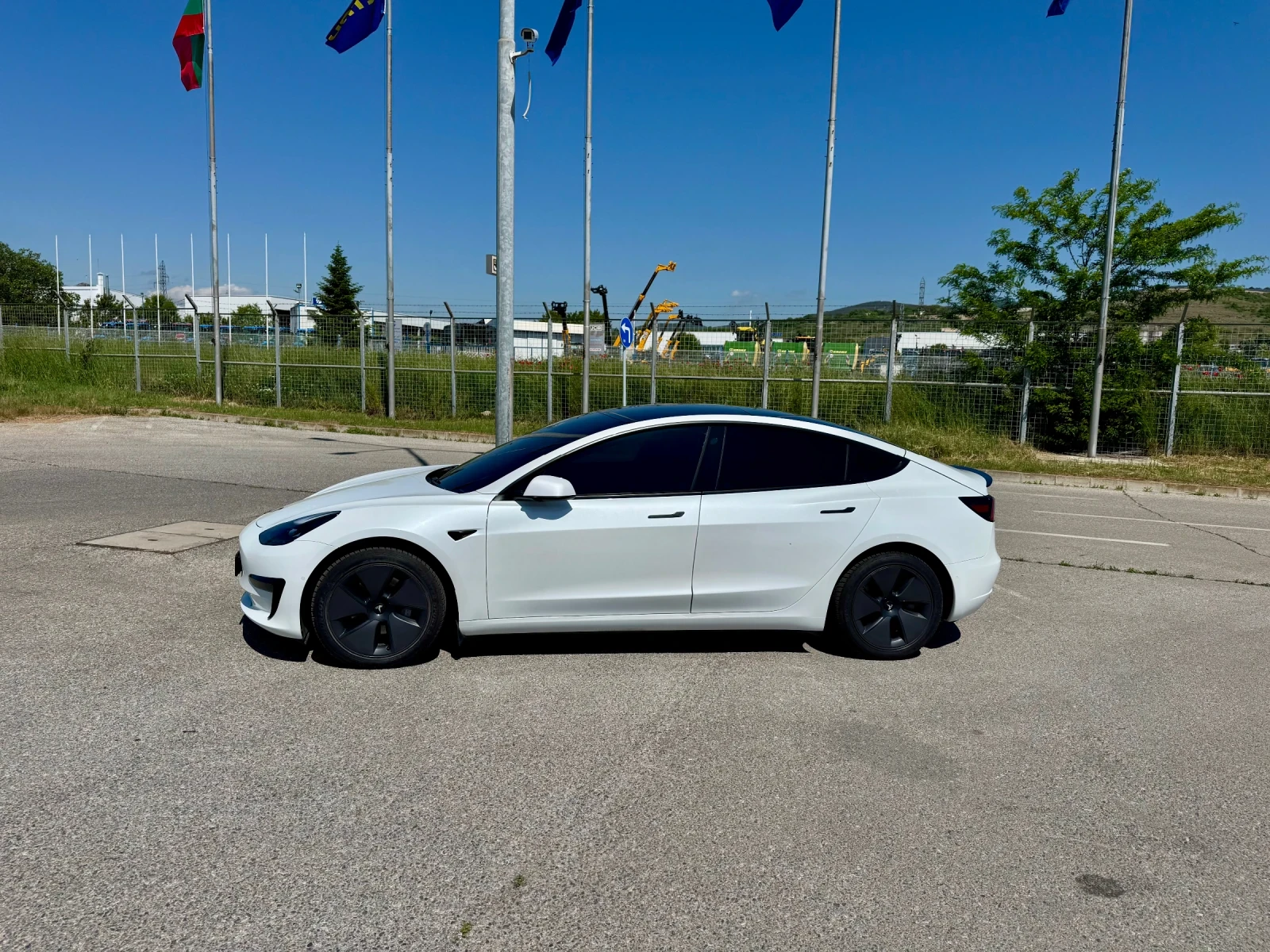 Tesla Model 3 LONG RANGE\FACELIFT, снимка 2 - Автомобили и джипове - 54623537