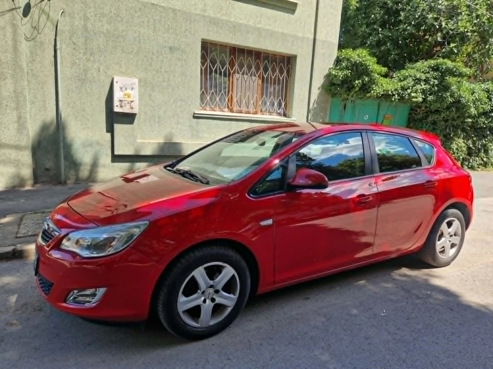 Opel Astra Astra J, снимка 9 - Автомобили и джипове - 55010371