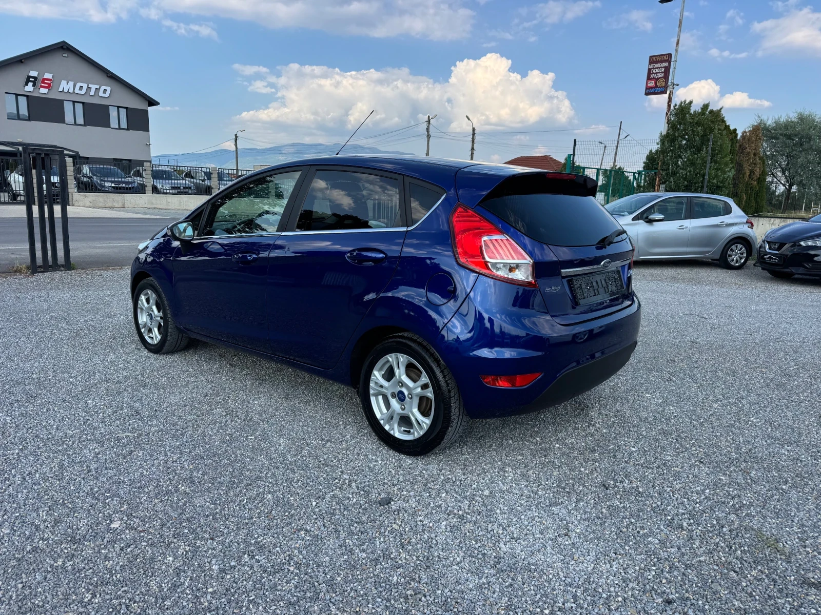 Ford Fiesta 1.5D Face!! Navi!! Led!! Euro 6, снимка 5 - Автомобили и джипове - 55071301